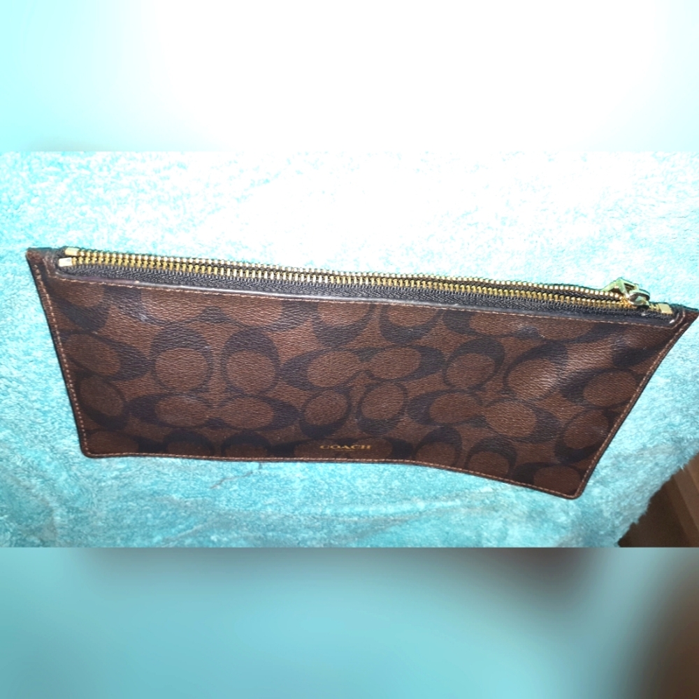 Authentic Coach wallet - Picture 3 of 5
